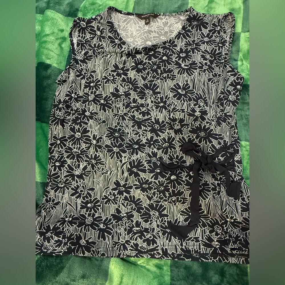 Banana Republic Black and White Patterned Blouse